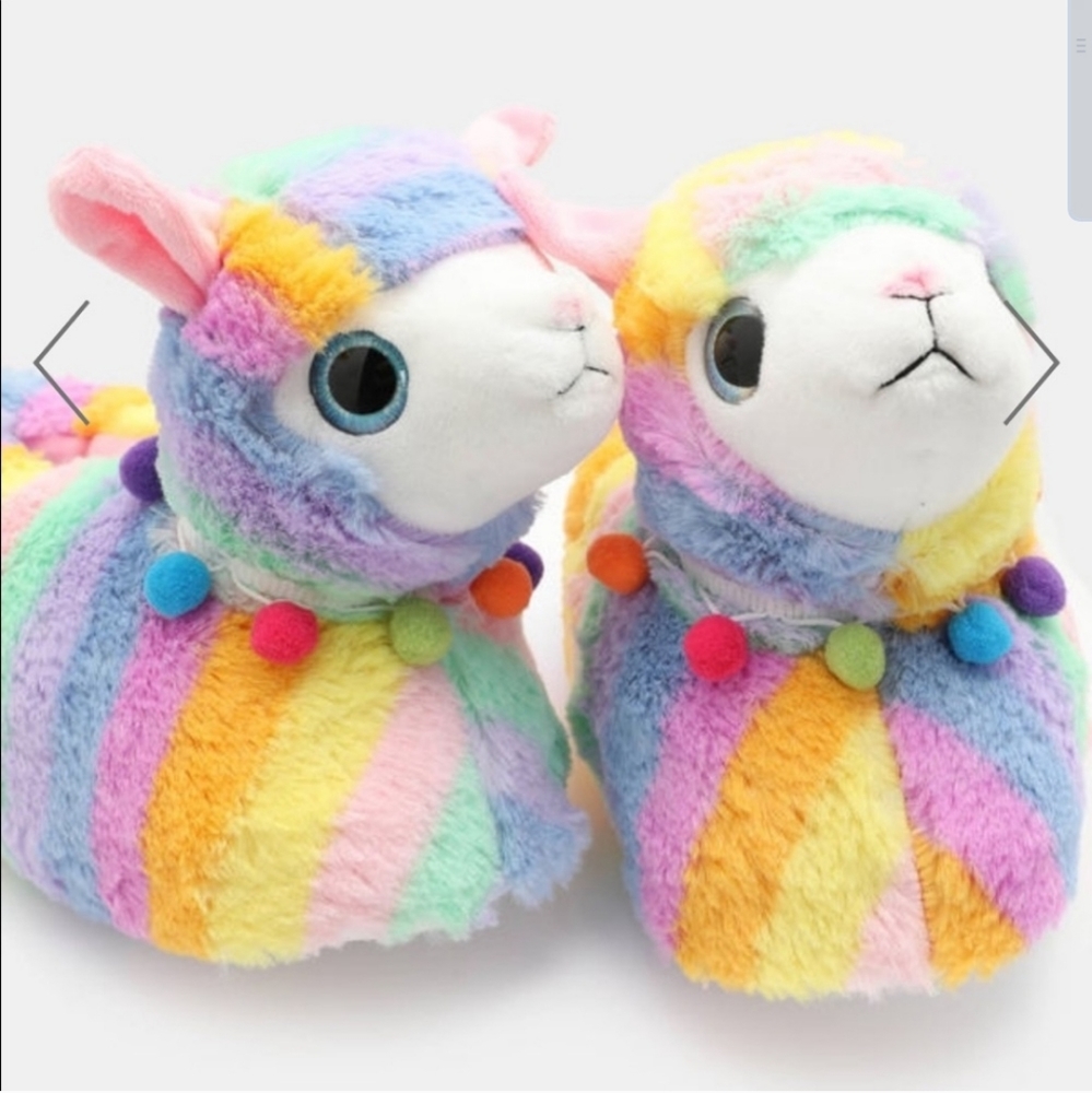 💖 Cute Plush Llama slippers!